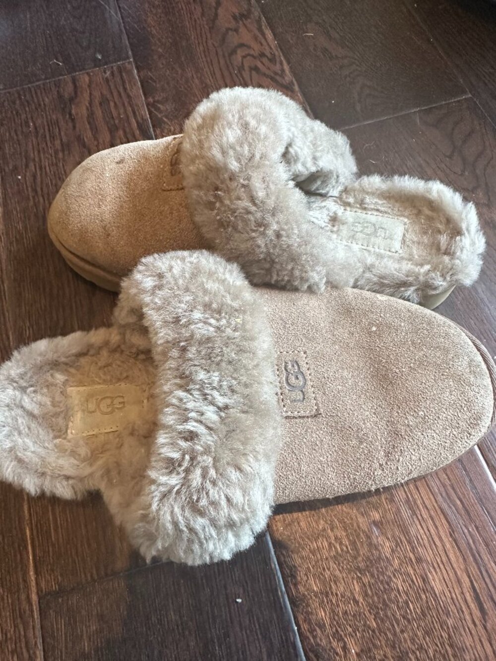 UGG Tan Suede Fluff Yeah Shearling Slippers Sandals Shoes